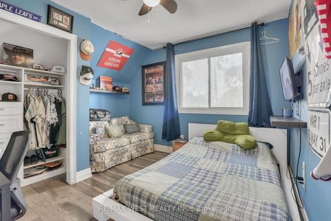 Photo 5 at 64 Heather Street, Sunnidale, Barrie