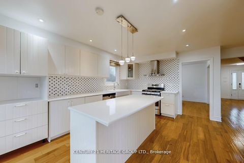 Photo 12 at 178 Waratah Avenue, Leslie Valley, Newmarket