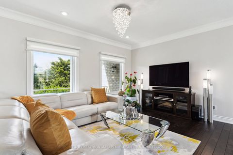 Photo 4 at 23 Steepleview Court, Columbus, Oshawa