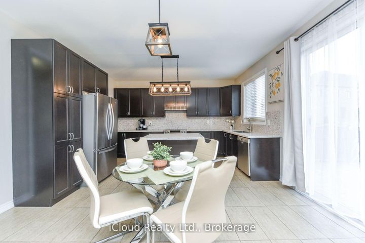 Photo 16 at 60 Valleyway Drive, Credit Valley, Brampton