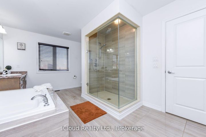 Photo 27 at 60 Valleyway Drive, Credit Valley, Brampton