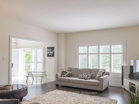 Photo 5 at 37 Muirfield Drive, Holly, Barrie