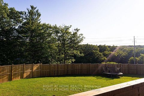 Photo 38 at 37 Muirfield Drive, Holly, Barrie