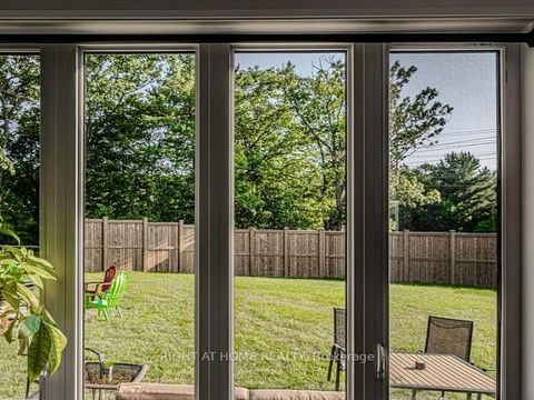 Photo 39 at 37 Muirfield Drive, Holly, Barrie