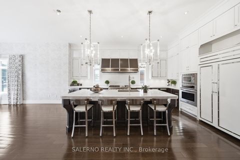 Photo 11 at 21 Stallions Court, Rural Vaughan, Vaughan