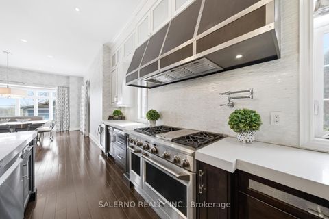 Photo 13 at 21 Stallions Court, Rural Vaughan, Vaughan