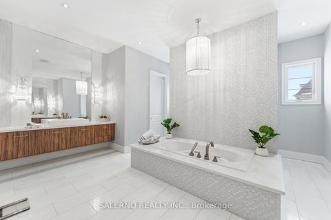 Photo 23 at 21 Stallions Court, Rural Vaughan, Vaughan