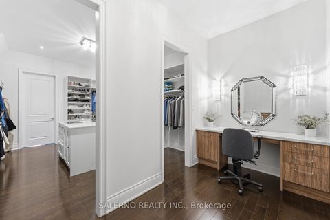 Photo 25 at 21 Stallions Court, Rural Vaughan, Vaughan