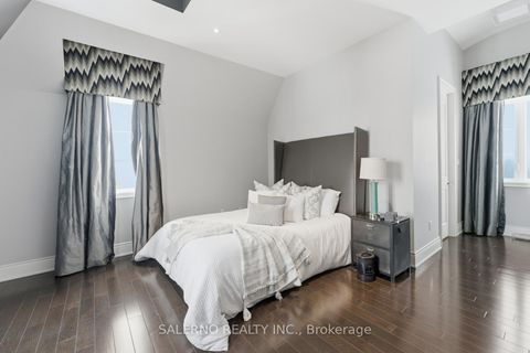 Photo 27 at 21 Stallions Court, Rural Vaughan, Vaughan