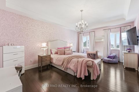 Photo 31 at 21 Stallions Court, Rural Vaughan, Vaughan