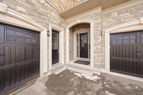 Photo 38 at 21 Stallions Court, Rural Vaughan, Vaughan