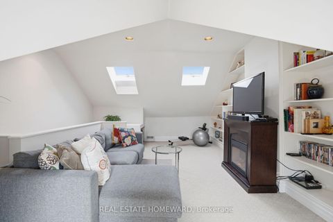 Photo 25 at 158 FIRST Avenue, South Riverdale, Toronto