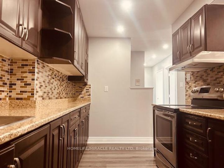 Photo 8 at 1905 - 2645 Kipling Avenue, Jamestown, Toronto