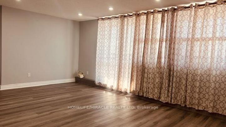 Photo 10 at 1905 - 2645 Kipling Avenue, Jamestown, Toronto