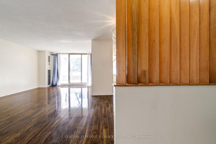 Photo 3 at 202 - 4 Kings Cross Road, Queen Street Corridor, Brampton