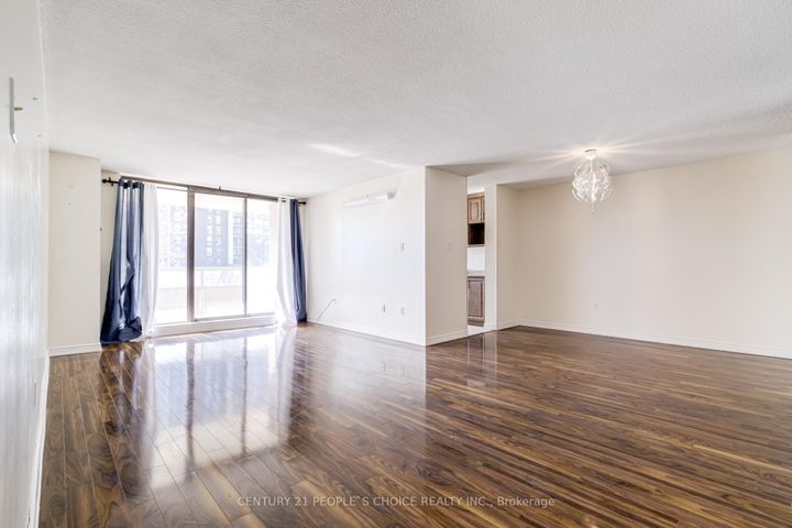 Photo 6 at 202 - 4 Kings Cross Road, Queen Street Corridor, Brampton