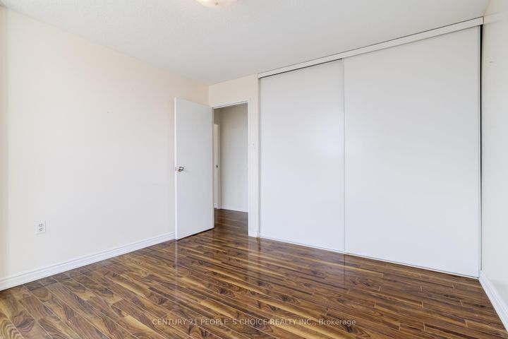 Photo 20 at 202 - 4 Kings Cross Road, Queen Street Corridor, Brampton