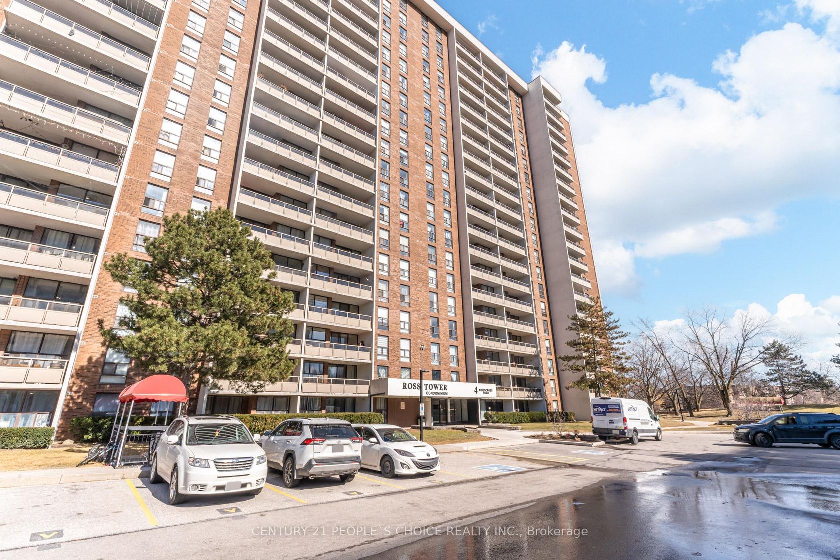 202 - 4 Kings Cross Road, Queen Street Corridor, Brampton 2