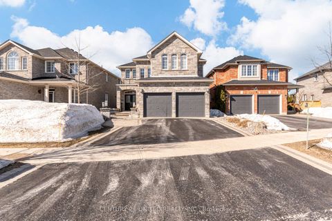 Photo 1 at 36 Auburn Court, Ardagh, Barrie