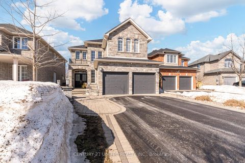 Photo 2 at 36 Auburn Court, Ardagh, Barrie