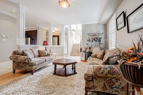 Photo 8 at 36 Auburn Court, Ardagh, Barrie