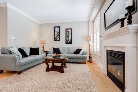 Photo 14 at 36 Auburn Court, Ardagh, Barrie