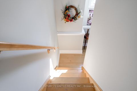 Photo 28 at 36 Auburn Court, Ardagh, Barrie