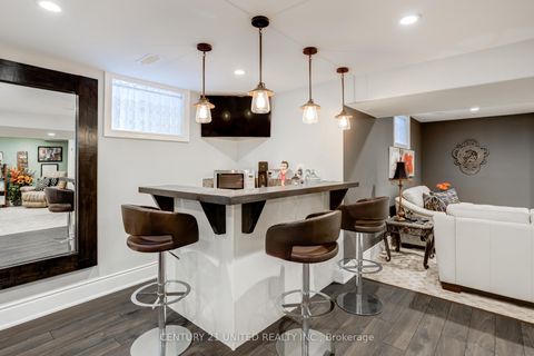 Photo 32 at 36 Auburn Court, Ardagh, Barrie