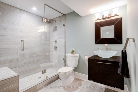 Photo 40 at 36 Auburn Court, Ardagh, Barrie