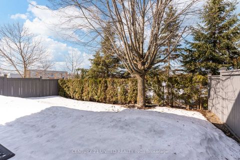 Photo 44 at 36 Auburn Court, Ardagh, Barrie