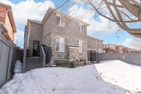 Photo 46 at 36 Auburn Court, Ardagh, Barrie