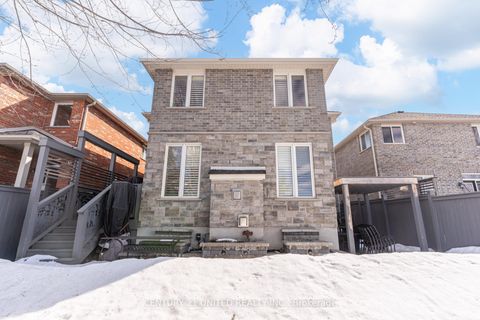 Photo 47 at 36 Auburn Court, Ardagh, Barrie