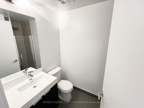 Photo 6 at 619 - 3100 Keele Street, CFB, Toronto