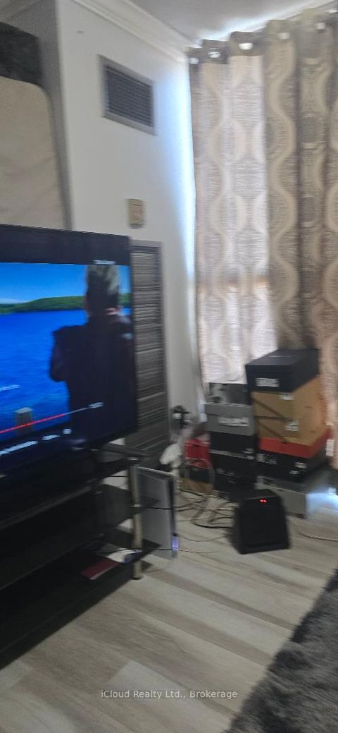 Photo 7 at 706 - 600 Rexdale Boulevard, Clairville, Toronto