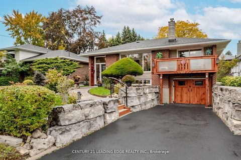 Photo 1 at 112 Wyndcliff Crescent, Victoria Village, Toronto