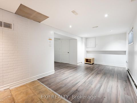 Photo 29 at 28 Lakeland Crescent, Oak Ridges Lake Wilcox, Richmond Hill