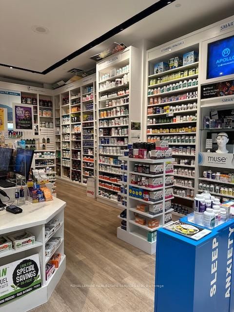 Photo 5 at D103 - 1 Dundas Street W, Bay Street Corridor, Toronto