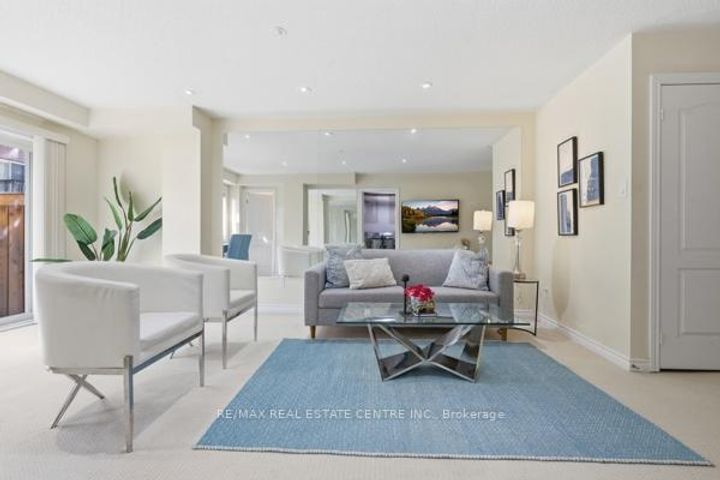 Photo 6 at 1577 Bruny Avenue, Duffin Heights, Pickering