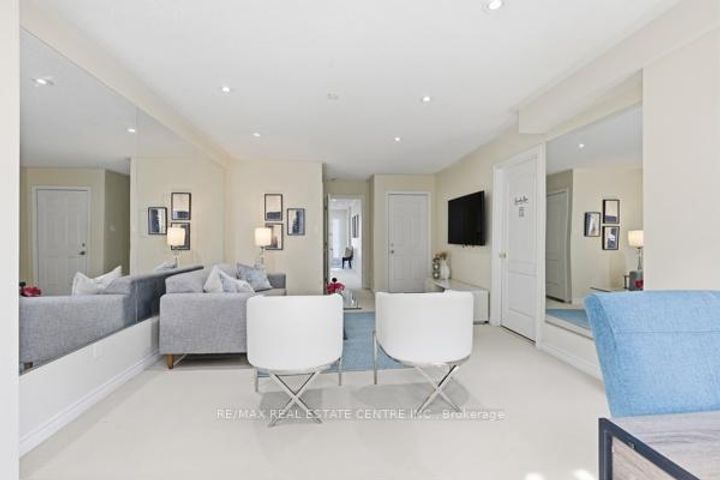 Photo 9 at 1577 Bruny Avenue, Duffin Heights, Pickering