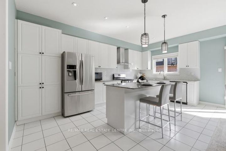 Photo 17 at 1577 Bruny Avenue, Duffin Heights, Pickering