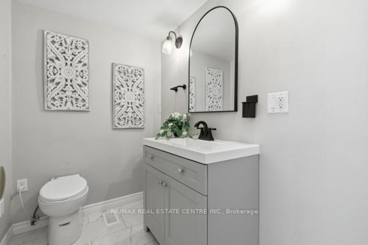 Photo 22 at 1577 Bruny Avenue, Duffin Heights, Pickering