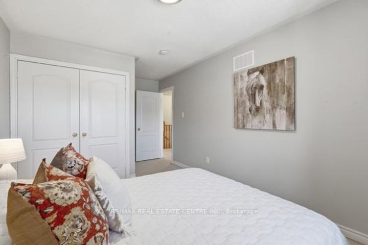 Photo 31 at 1577 Bruny Avenue, Duffin Heights, Pickering