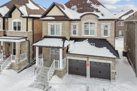 Photo 2 at 21 La Reine Avenue, Oak Ridges, Richmond Hill