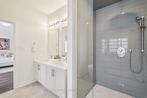 Photo 28 at 21 La Reine Avenue, Oak Ridges, Richmond Hill