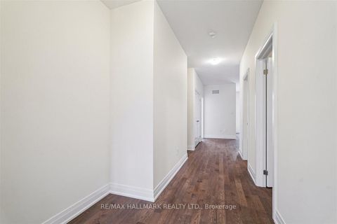 Photo 29 at 21 La Reine Avenue, Oak Ridges, Richmond Hill