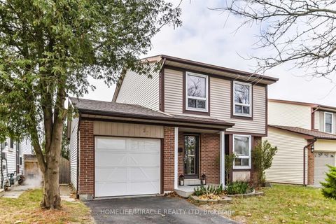 Photo 27 at 37 Banner Crescent, South West, Ajax