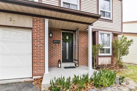 Photo 29 at 37 Banner Crescent, South West, Ajax