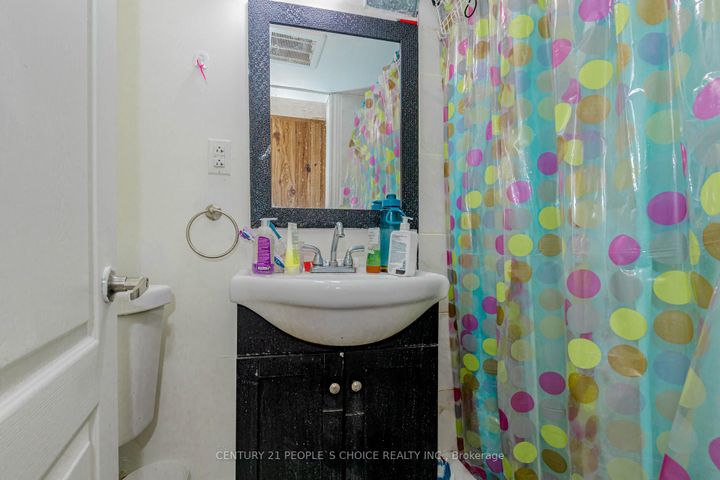 Photo 42 at 4104 Brandon Gate, Malton, Mississauga