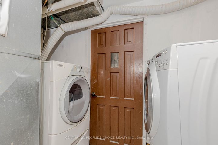 Photo 44 at 4104 Brandon Gate, Malton, Mississauga