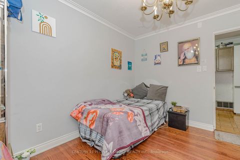 Photo 18 at 4104 Brandon Gate, Malton, Mississauga